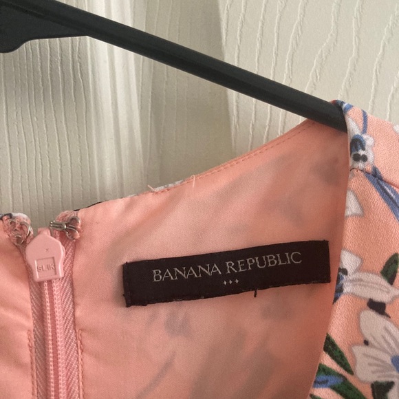 Banana Republic dress - Picture 4 of 4